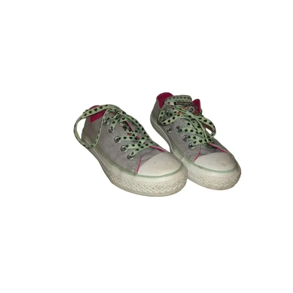 Converse Girls Sneakers Size 11